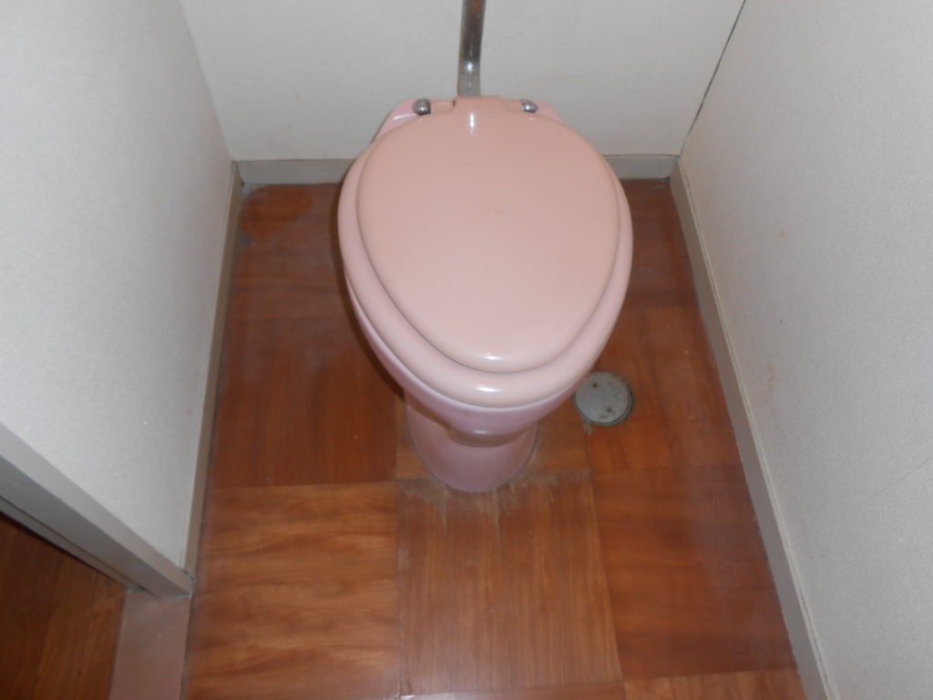 トイレリフォームビフォー