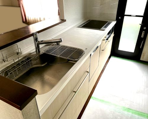 キッチンを機能的にスペース最大限に活用！【施工事例71】