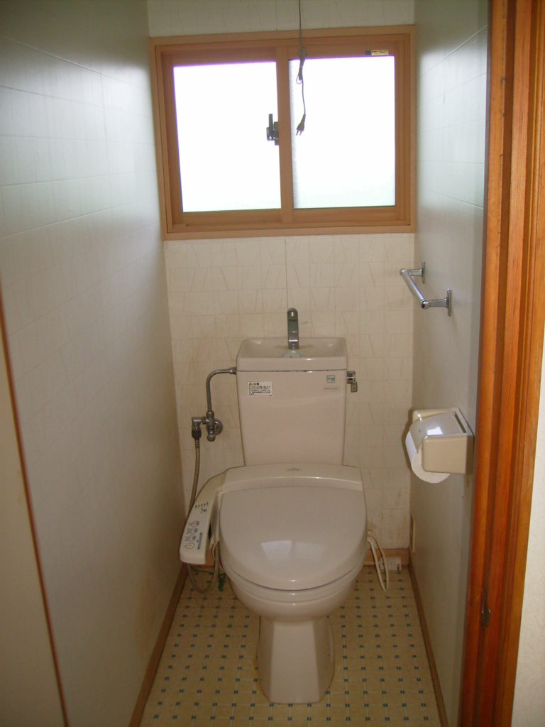 郡山リフォームトイレビフォー写真
